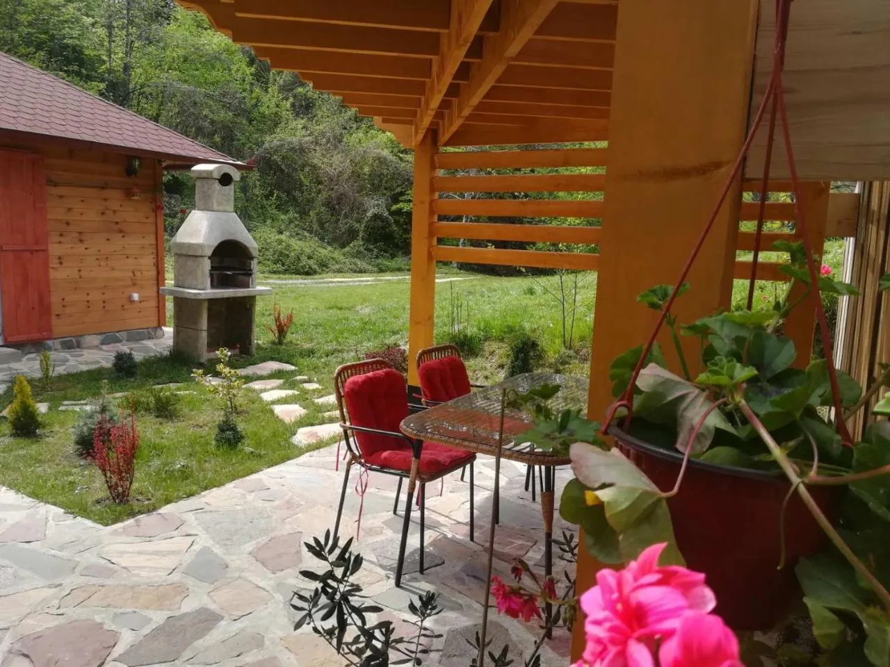 Brvnara Banoštor – terasa